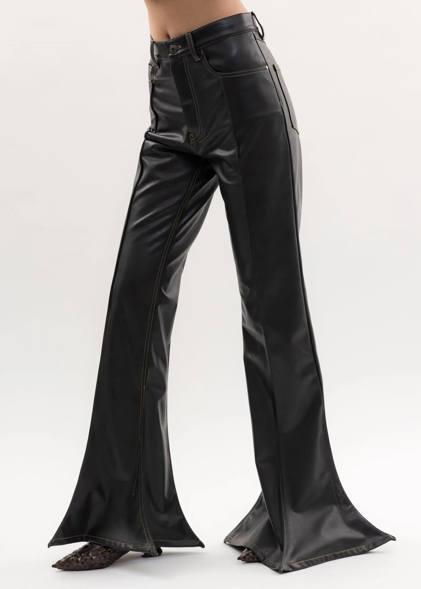 Black LEATHER TRUMPET Pants