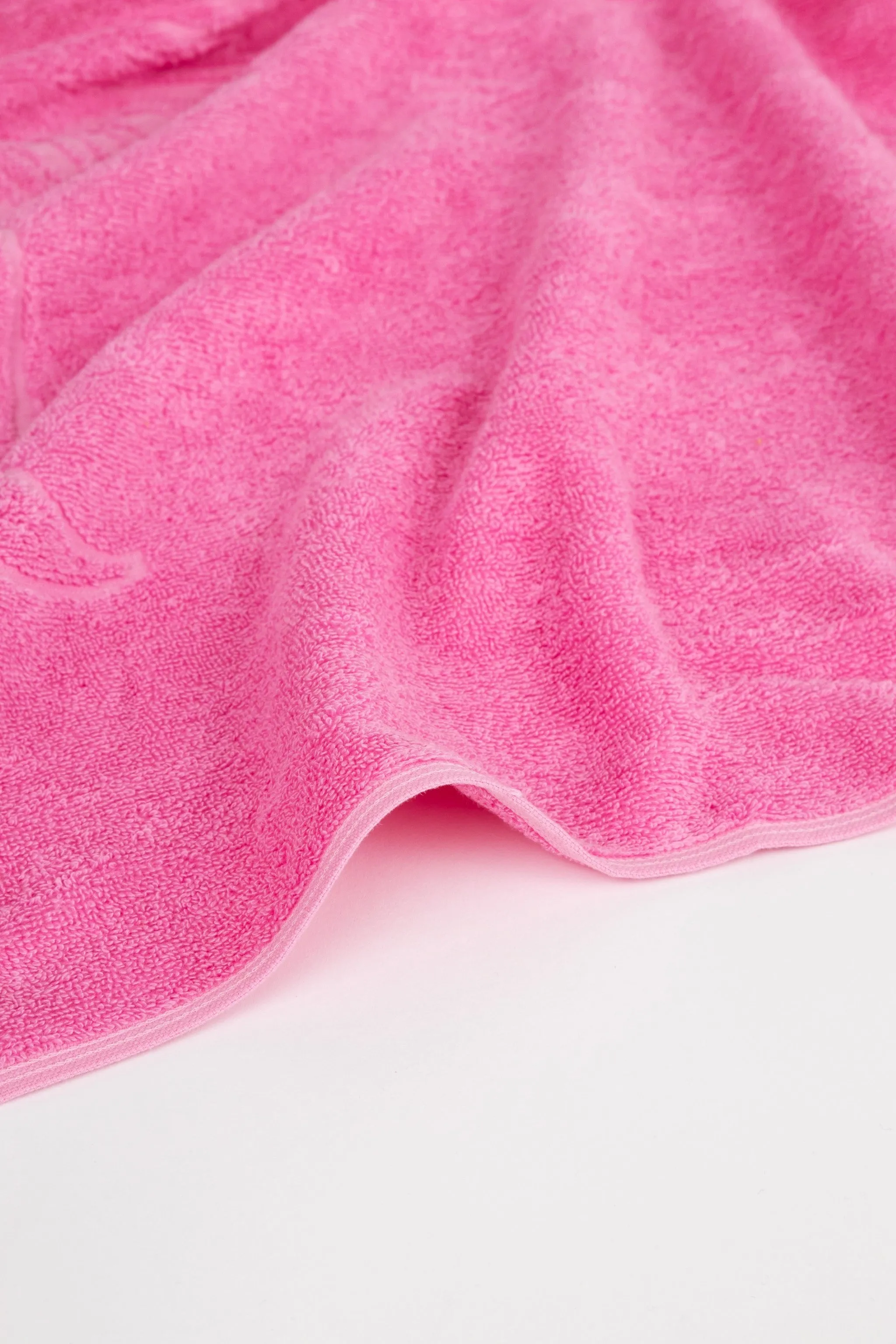 Bubblegum | Kids' Monochrome Beach Towel