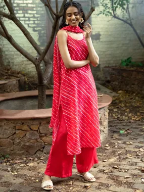 Chanderi Leheriya Kurta Set With Dupatta - Red