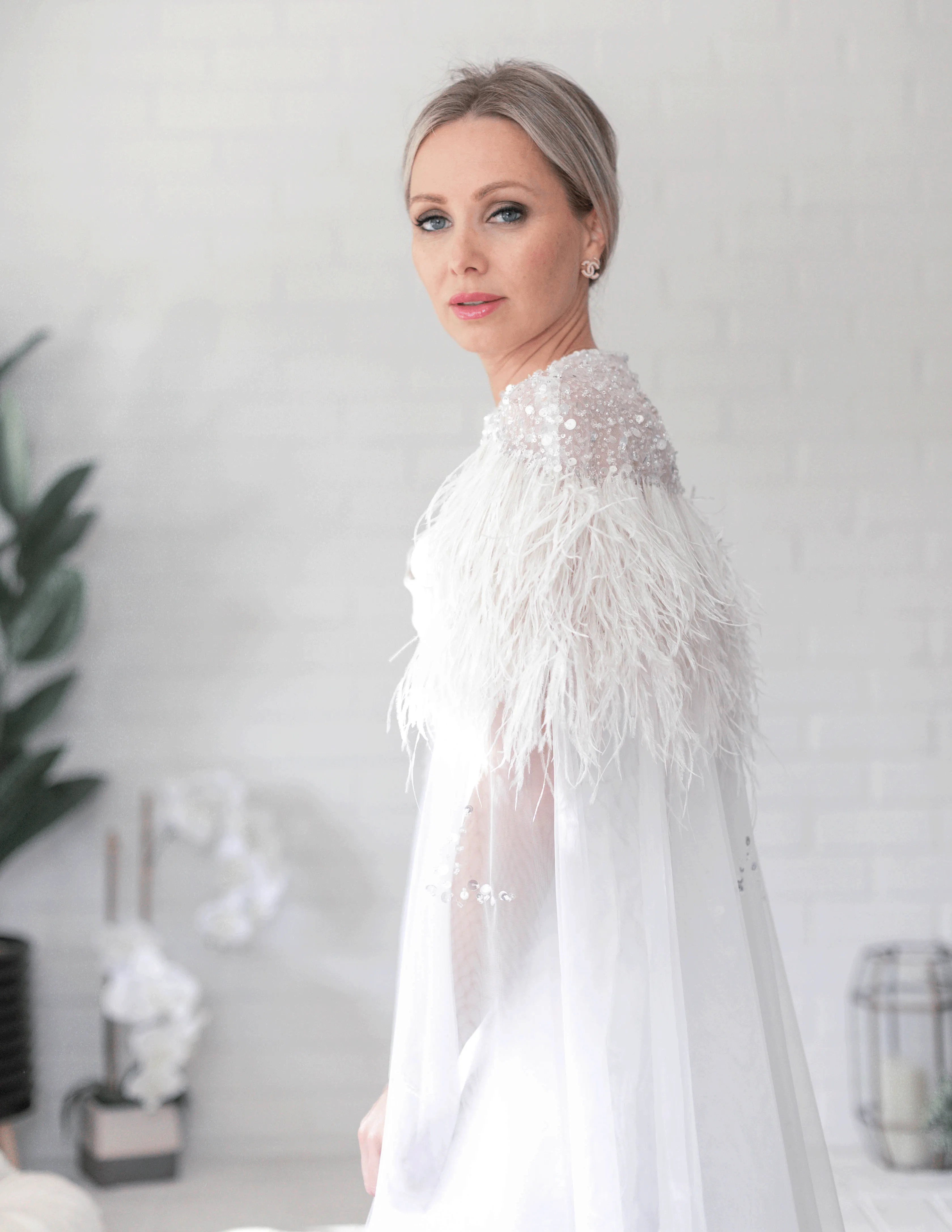Isabel Feather Cape in Ivory