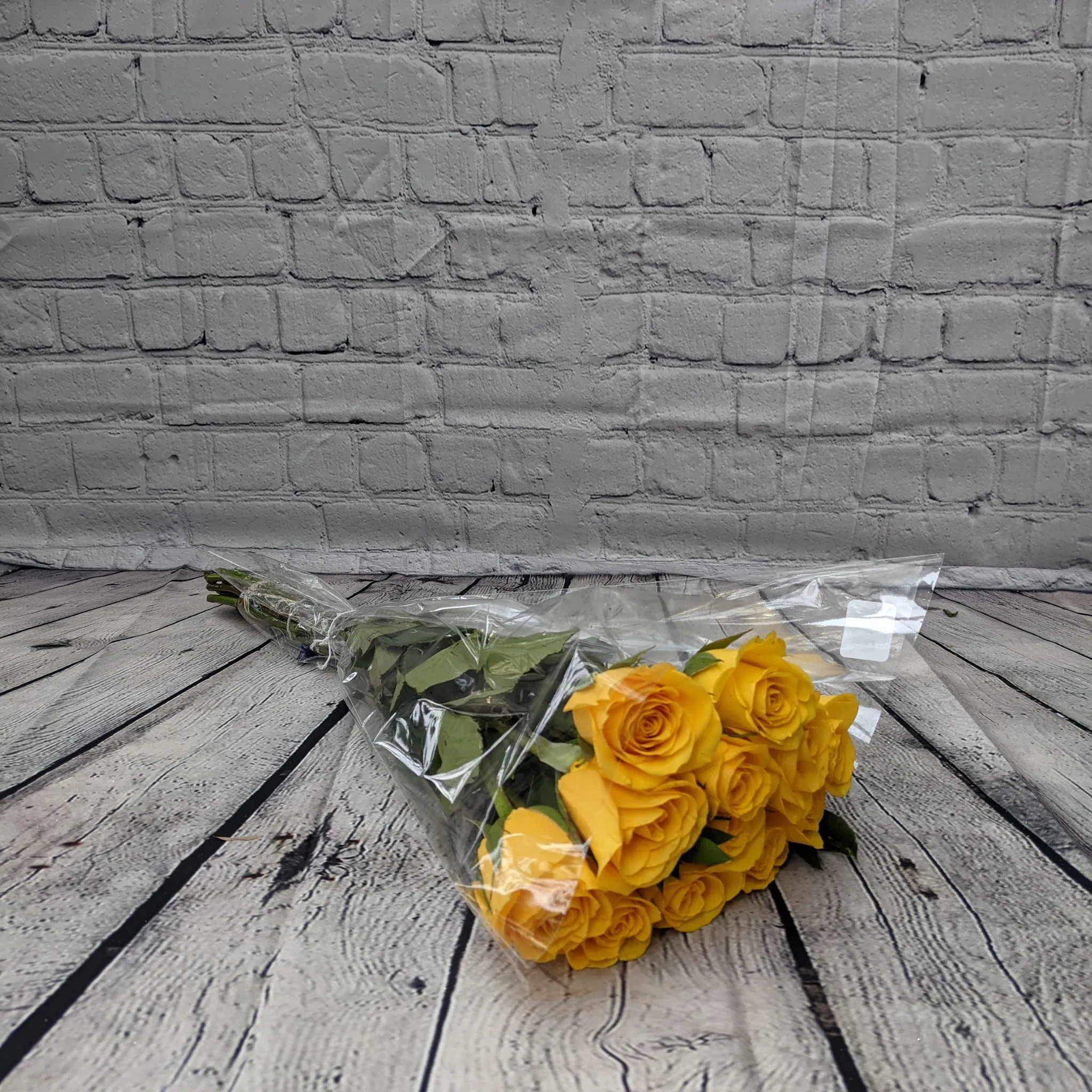 Long Stem Rose Bouquet - 1 dozen