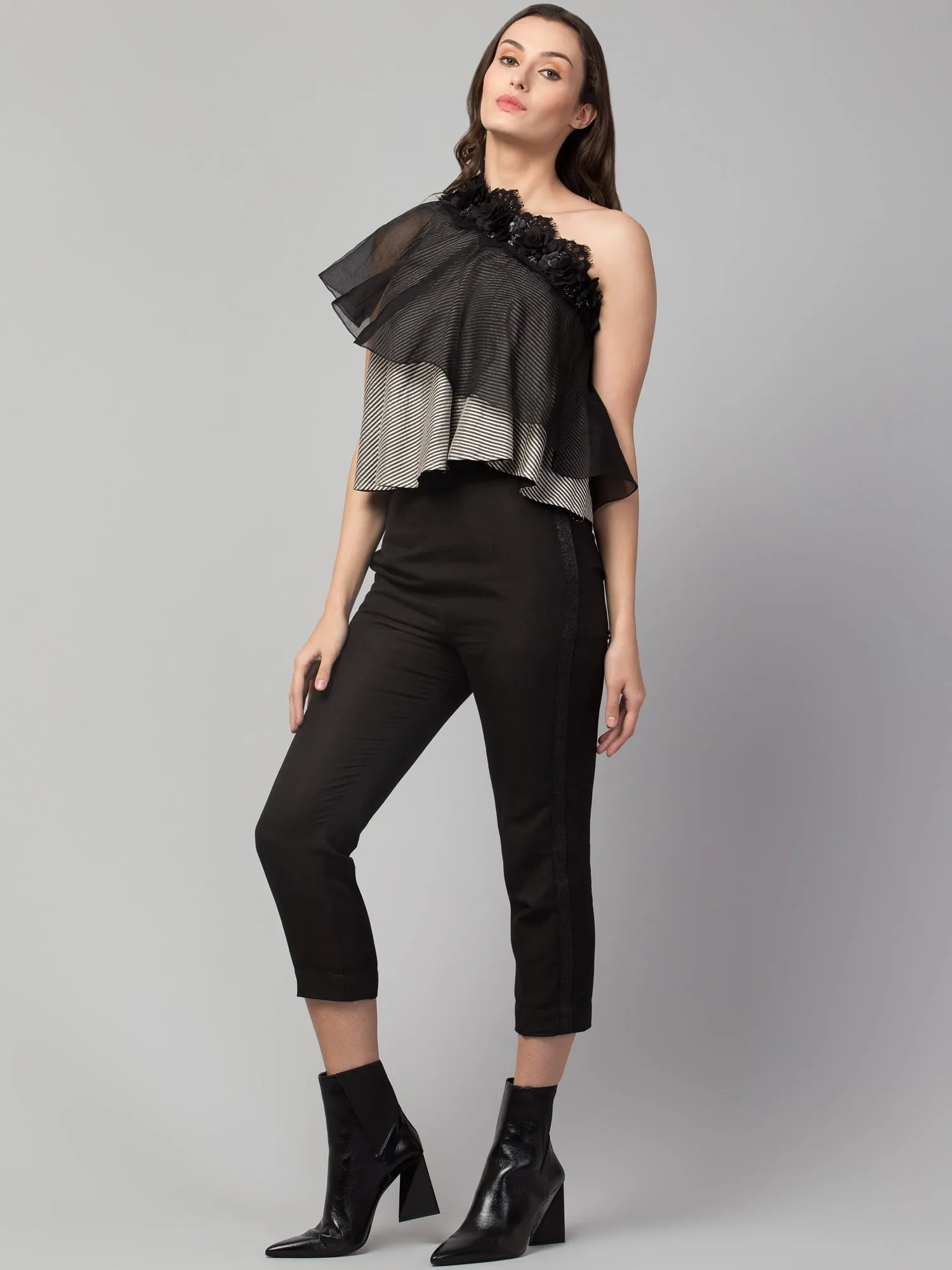 ONE SHOULDER LAYERED TOP WITH CAPE