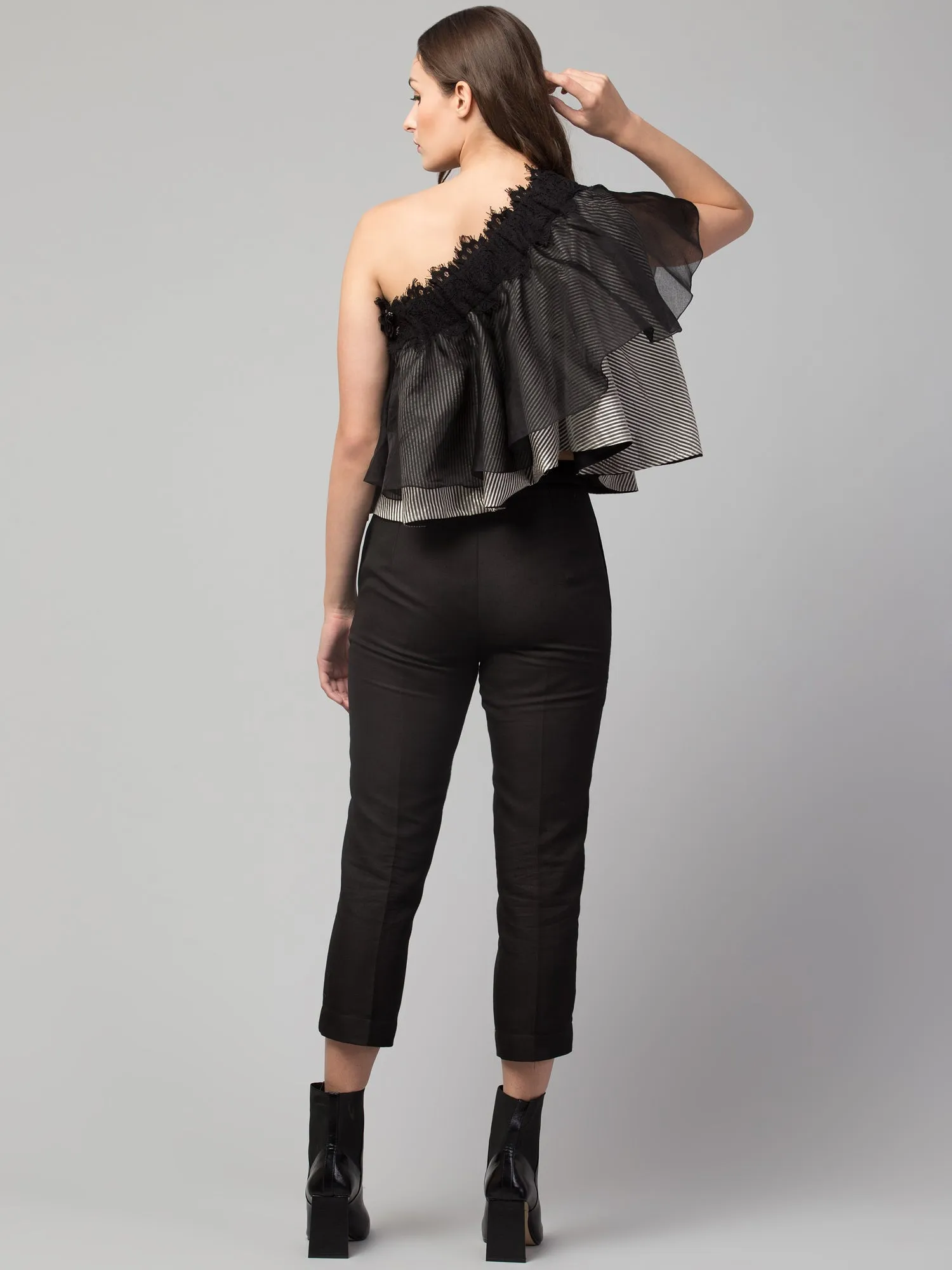 ONE SHOULDER LAYERED TOP WITH CAPE
