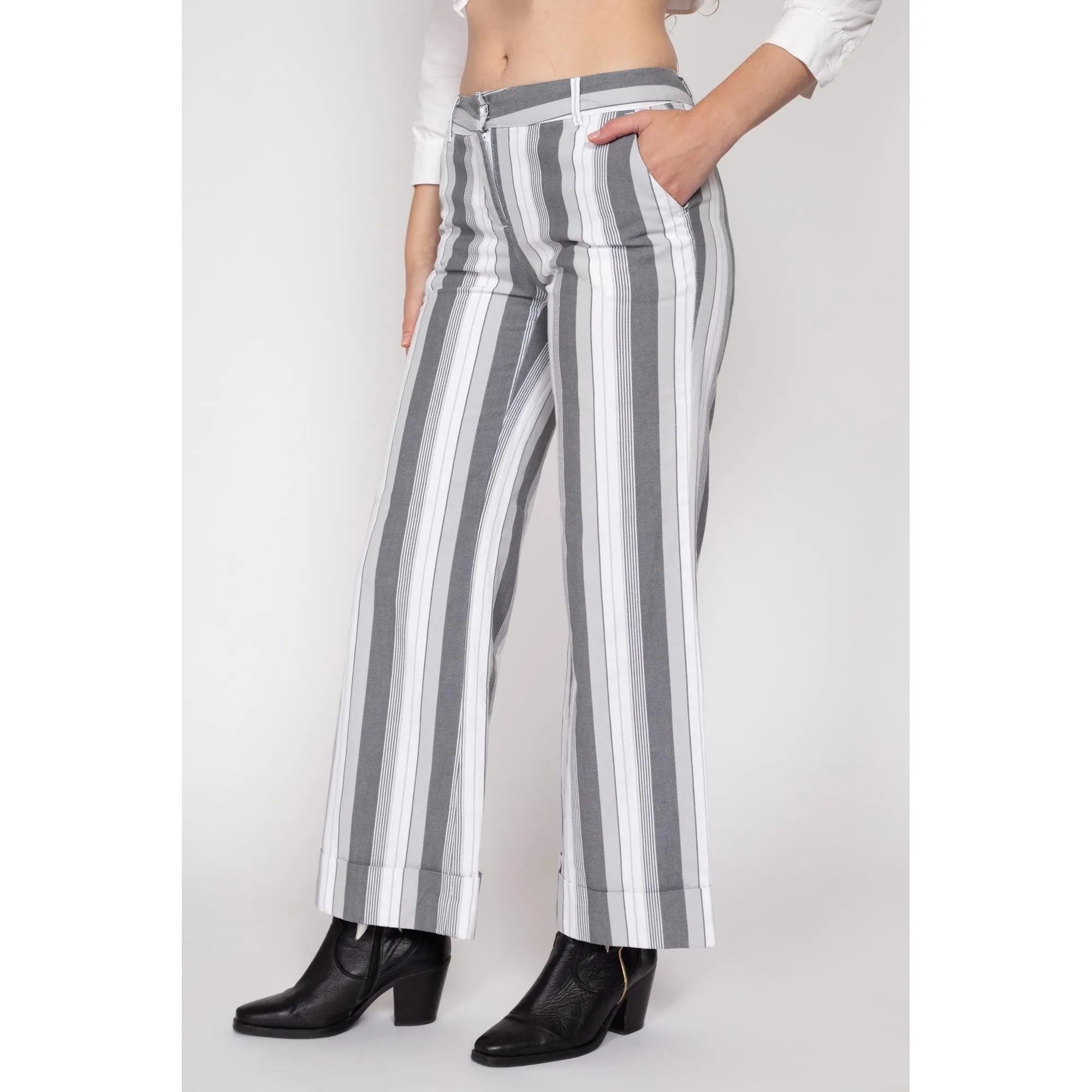 Small Y2K Grey & White Striped Flared Pants
