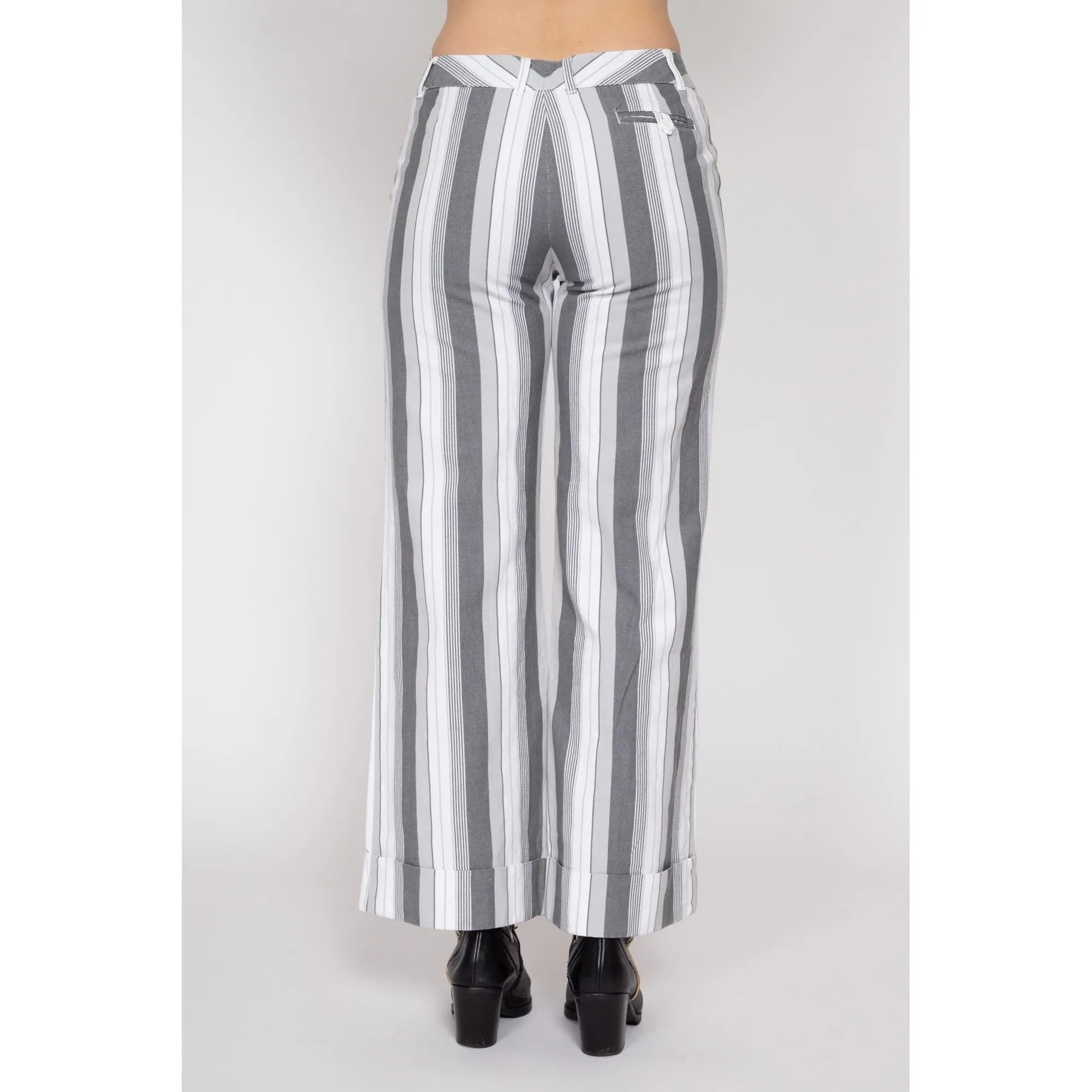 Small Y2K Grey & White Striped Flared Pants