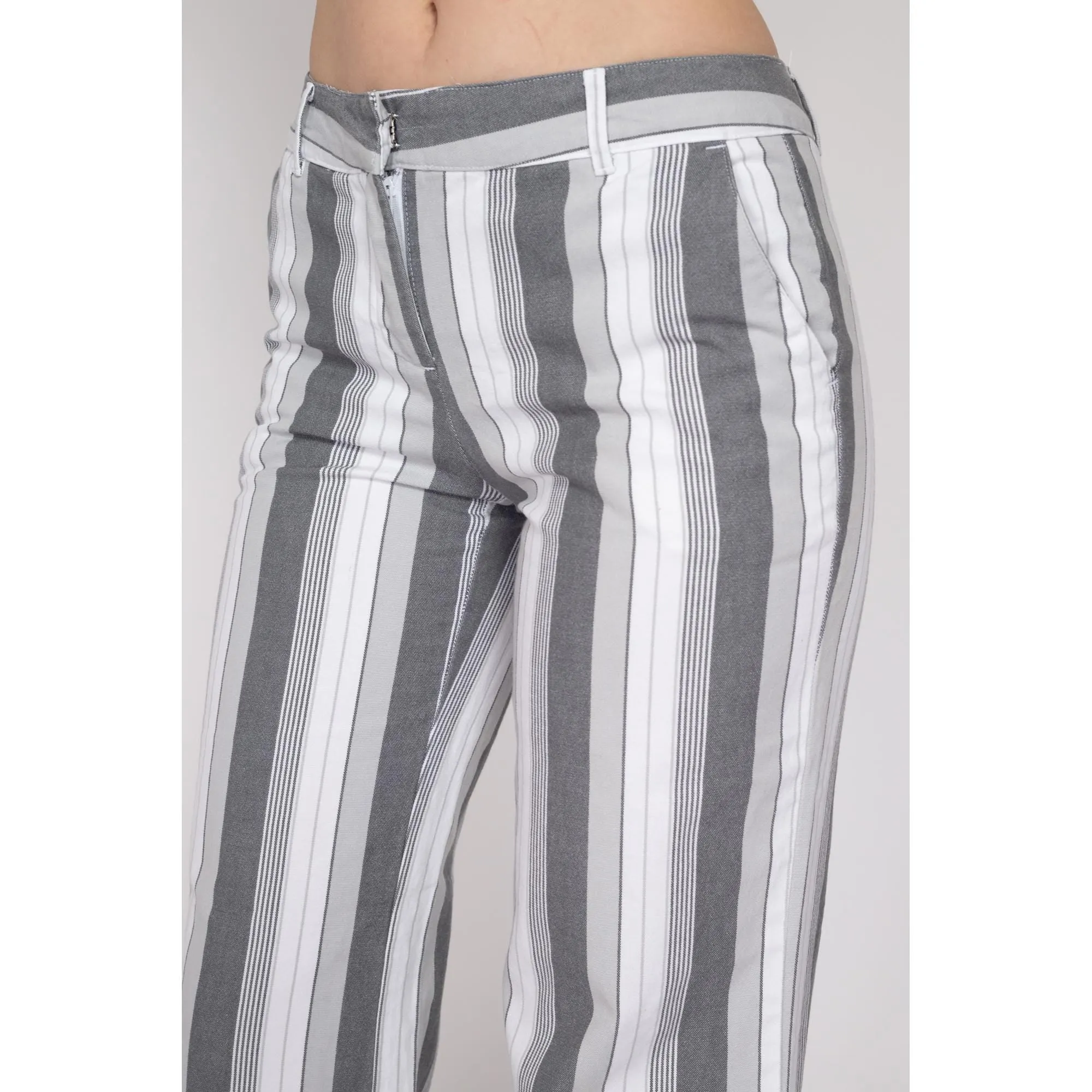 Small Y2K Grey & White Striped Flared Pants