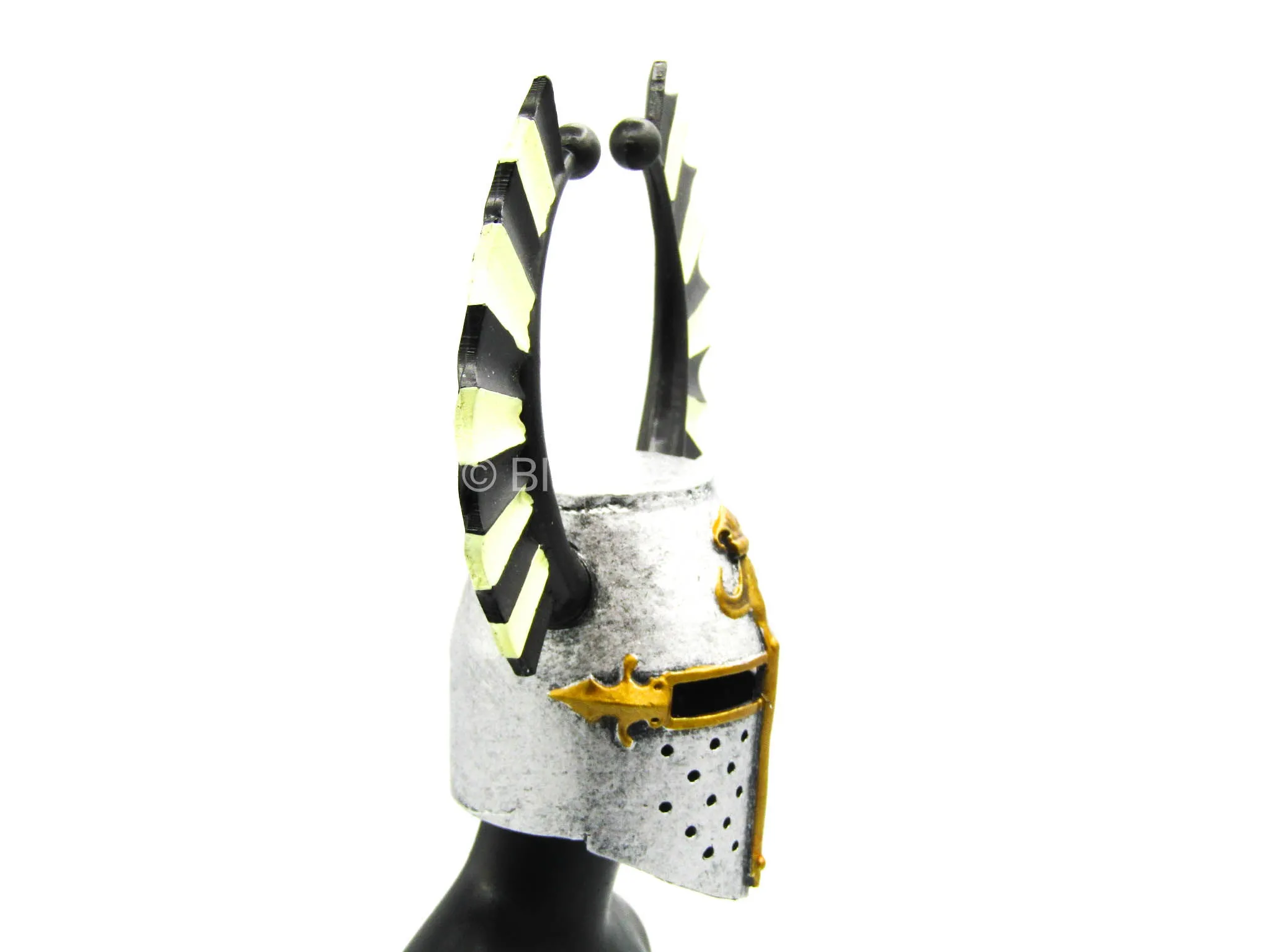 St Johns Knights - Metal Knights Helmet w/Crest